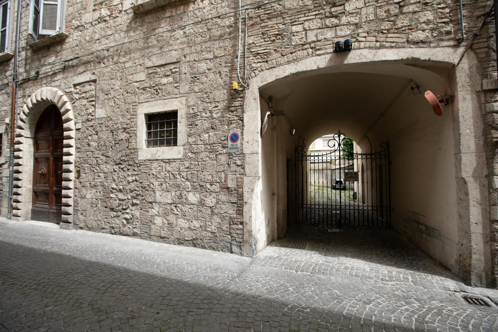 Casa In Centro Apartment Ascoli Piceno Bagian luar foto